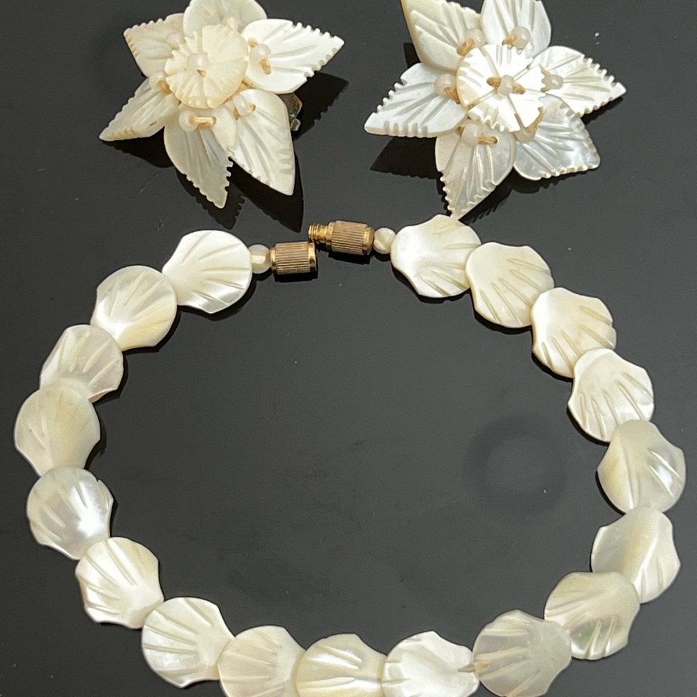 Vintage earrings and  bracelet mother-of-pearl flower